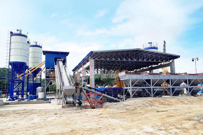 La centrale à béton HZS60 fonctionne à Quirino, aux Philippines